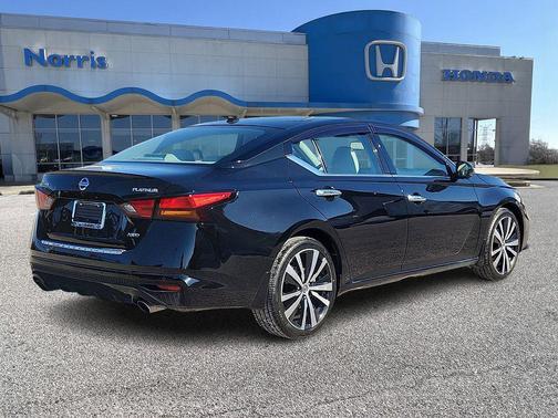 2019 Nissan Altima 2.5 Platinum