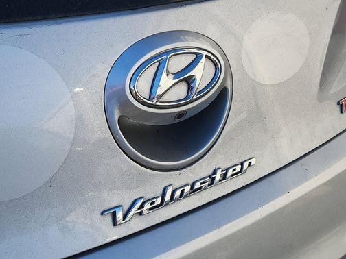 2016 Hyundai Veloster Turbo