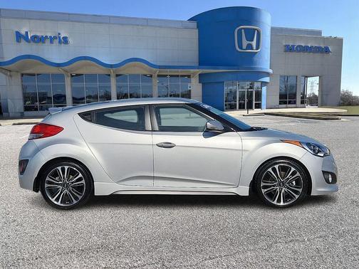 2016 Hyundai Veloster Turbo