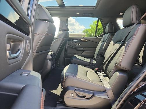 CRYSTAL BL 2026 Honda Pilot TrailSport