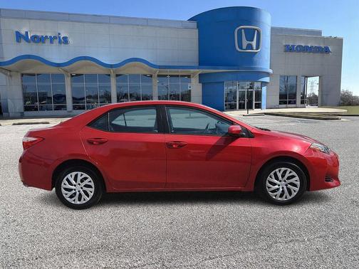 Barcelona Red Metallic 2018 Toyota Corolla LE