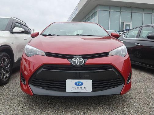 Barcelona Red Metallic 2018 Toyota Corolla LE