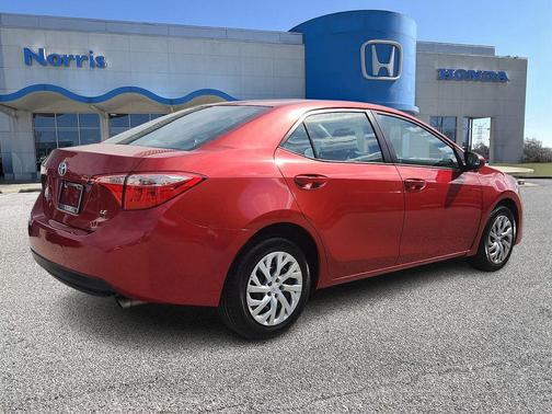 Barcelona Red Metallic 2018 Toyota Corolla LE