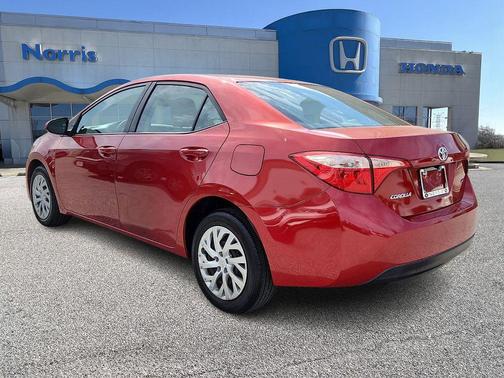 Barcelona Red Metallic 2018 Toyota Corolla LE