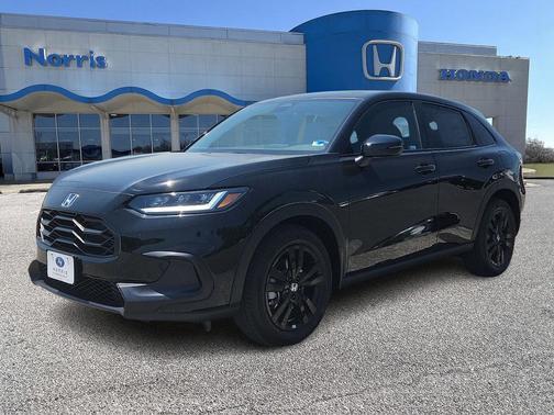 Crystal Black Pearl 2026 Honda HR-V AWD Sport