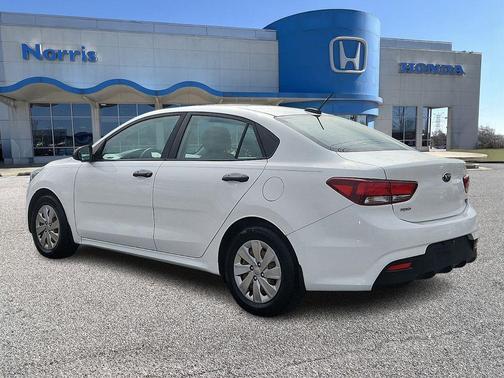 Clear White 2018 Kia Rio LX