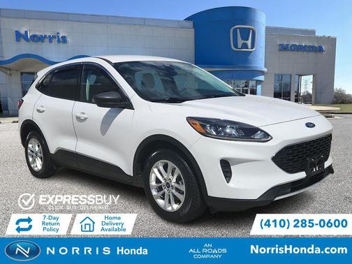 Oxford White 2022 Ford Escape SE
