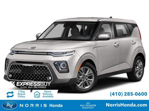 Sparkling Silver 2021 Kia Soul EX