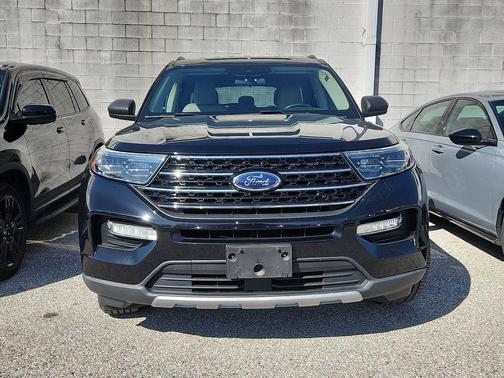 Agate Black Metallic 2020 Ford Explorer XLT