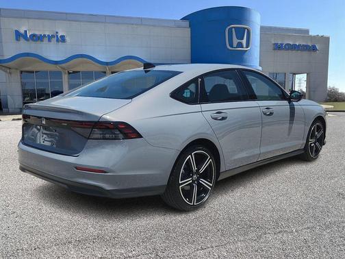 Urban Gray 2026 Honda Accord SE