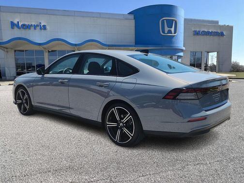 Urban Gray 2026 Honda Accord SE