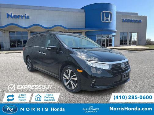 Crystal Black Pearl 2022 Honda Odyssey Touring