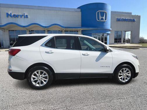 Summit White 2018 Chevrolet Equinox LT