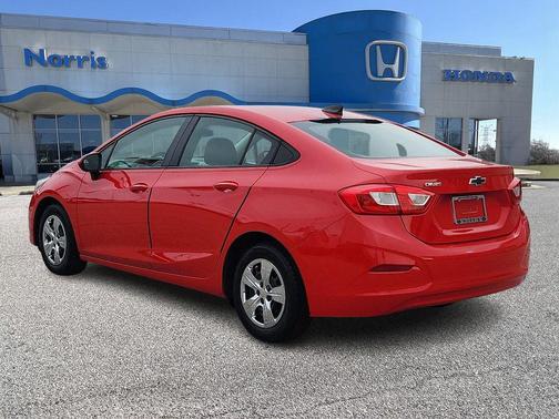 2016 Chevrolet Cruze LS Auto