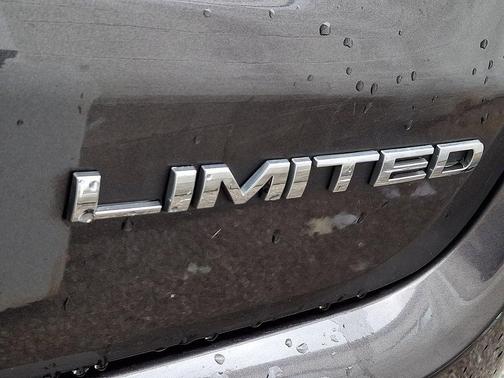 Granite Crystal Metallic Clearcoat 2021 Jeep Compass Limited