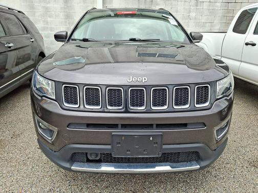 Granite Crystal Metallic Clearcoat 2021 Jeep Compass Limited