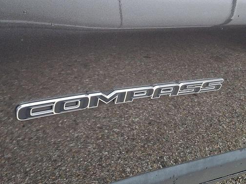 Granite Crystal Metallic Clearcoat 2021 Jeep Compass Limited