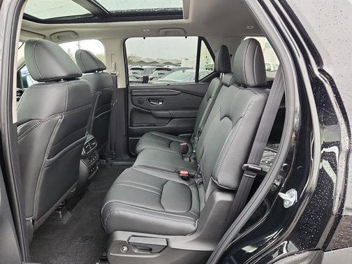 2026 Honda Pilot Touring 8-Passenger