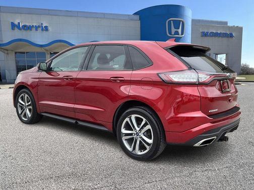 Ruby Red Metallic Tinted Clearcoat 2016 Ford Edge Sport