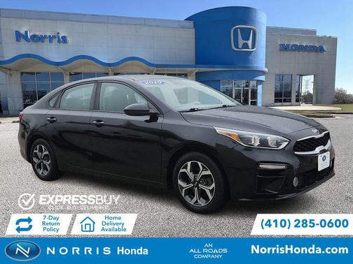 Aurora Black 2019 Kia Forte LXS