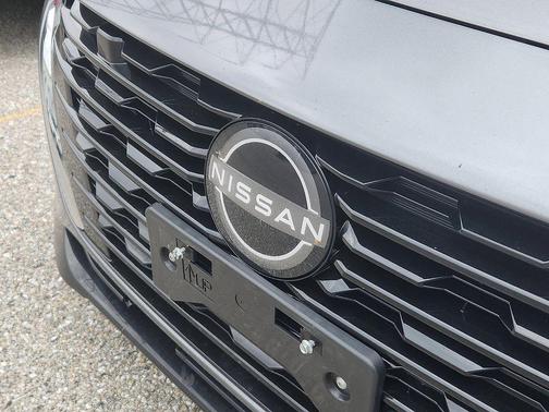 Gun Metallic 2024 Nissan Sentra S