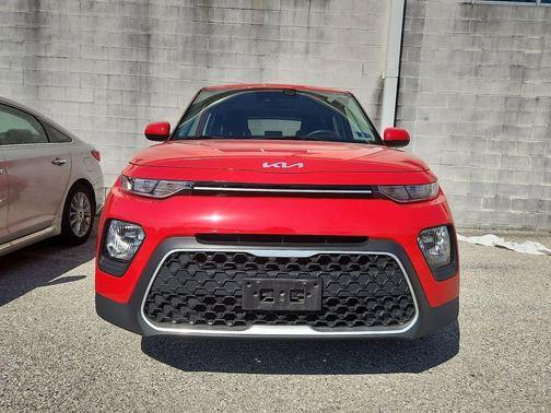 Inferno Red 2022 Kia Soul LX