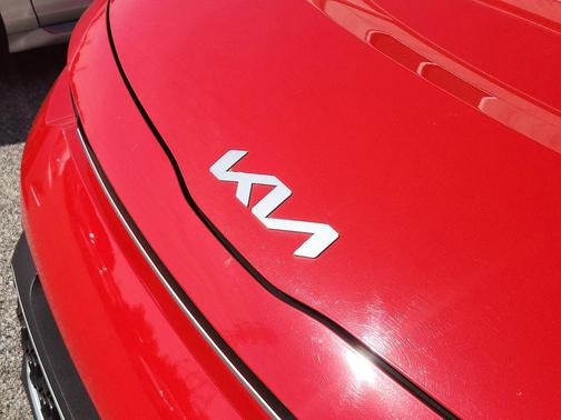 Inferno Red 2022 Kia Soul LX