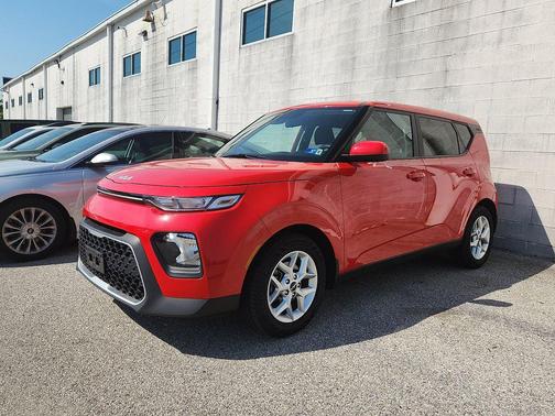 Inferno Red 2022 Kia Soul LX