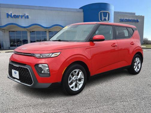 Inferno Red 2022 Kia Soul LX