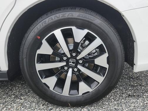 Platinum White Pearl 2026 Honda Odyssey EX-L