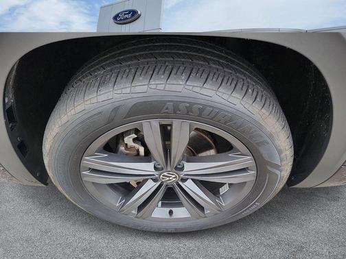 2021 Volkswagen Atlas 3.6L SE w/Technology