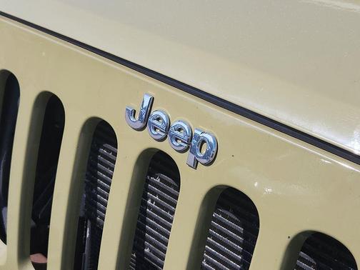 Commando Green 2013 Jeep Wrangler Unlimited Sport