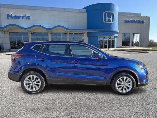 2022 Nissan Rogue Sport S