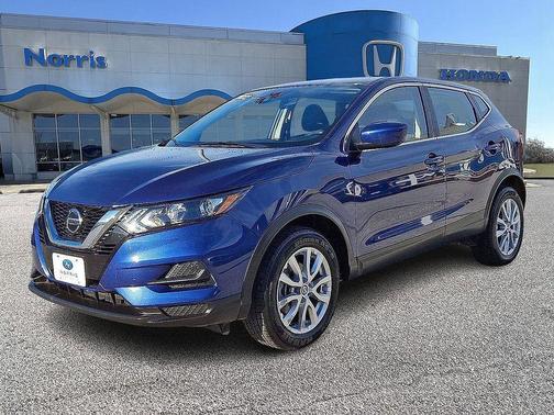 2022 Nissan Rogue Sport S