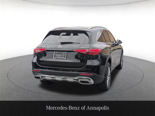 2025 Mercedes-Benz GLC 300 4MATIC