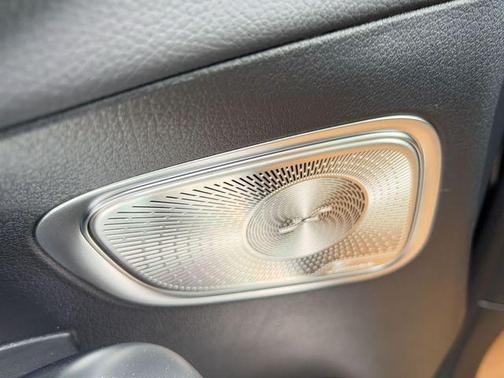 Graphite 2026 Mercedes-Benz GLC 300 4MATIC