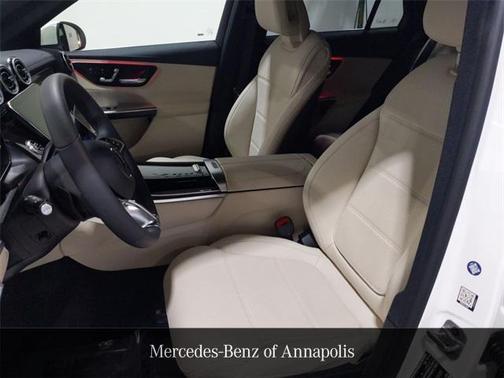 2025 Mercedes-Benz GLC 300 4MATIC
