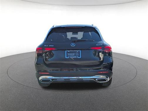 2026 Mercedes-Benz GLC 300 4MATIC