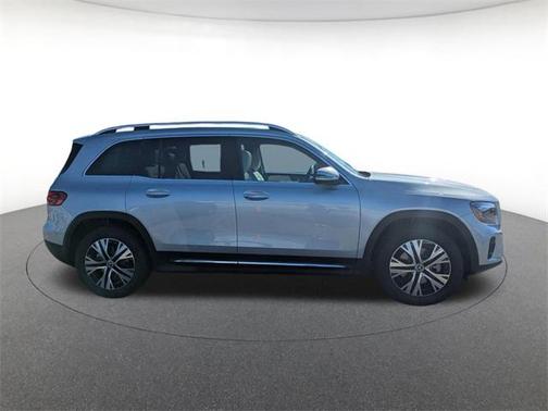 2026 Mercedes-Benz GLB 250 4MATIC