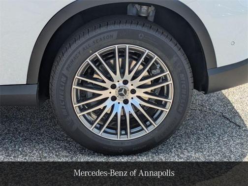 2026 Mercedes-Benz GLC 300 4MATIC