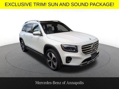 Polar White 2026 Mercedes-Benz GLB 250 4MATIC