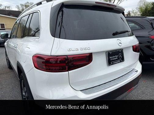 2025 Mercedes-Benz GLB 250 4MATIC