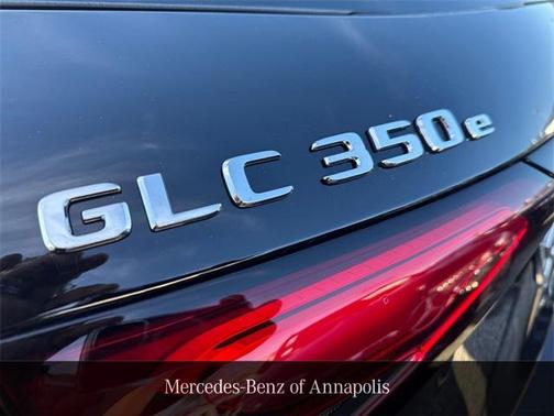 2025 Mercedes-Benz GLC 350e Base