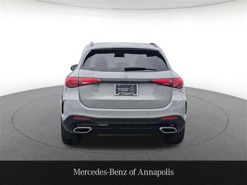 2025 Mercedes-Benz GLC 300 4MATIC