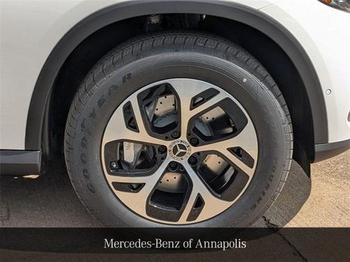 2026 Mercedes-Benz GLC 350e Base
