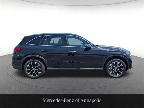 2025 Mercedes-Benz GLC 350e Base