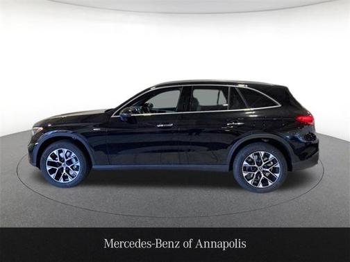 2025 Mercedes-Benz GLC 350e Base
