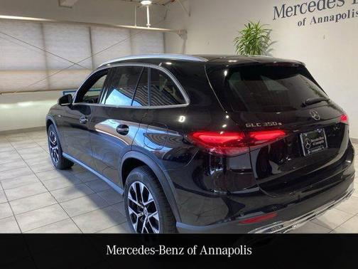2025 Mercedes-Benz GLC 350e Base