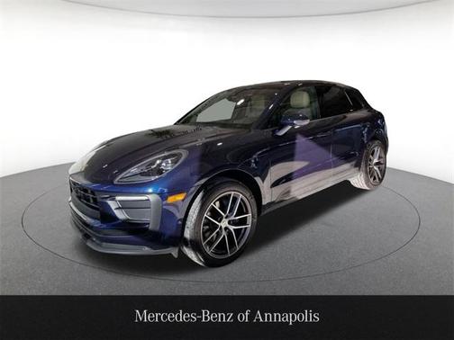 2023 Porsche Macan Base
