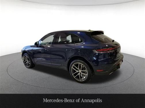 2023 Porsche Macan Base